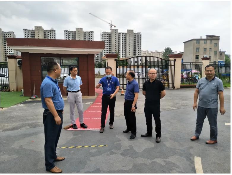 領導關懷暖人心，凝心聚力促發展 